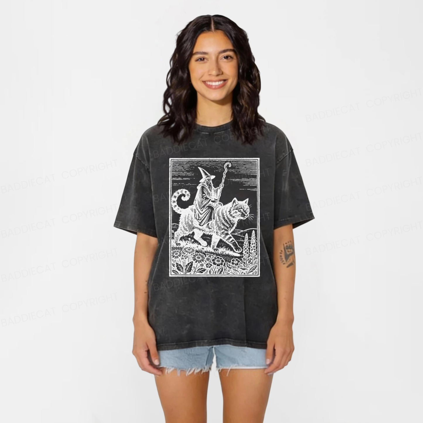 Baddiecat Funny Wizard Cat Rider Washed T-shirt