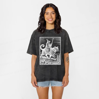 Baddiecat Funny Wizard Cat Rider Washed T-shirt