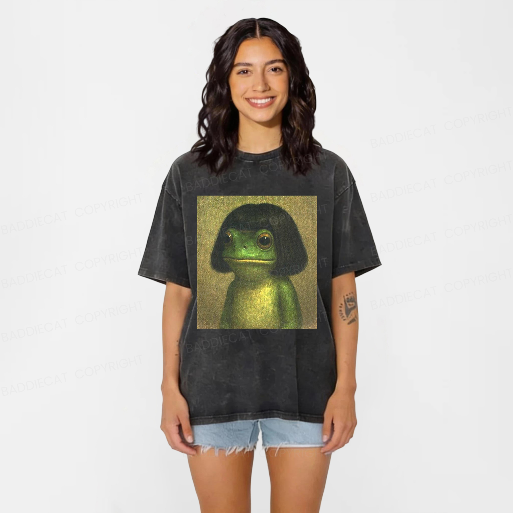 Baddiecat Frog With Bob Haircut Meme Washed T-shirt