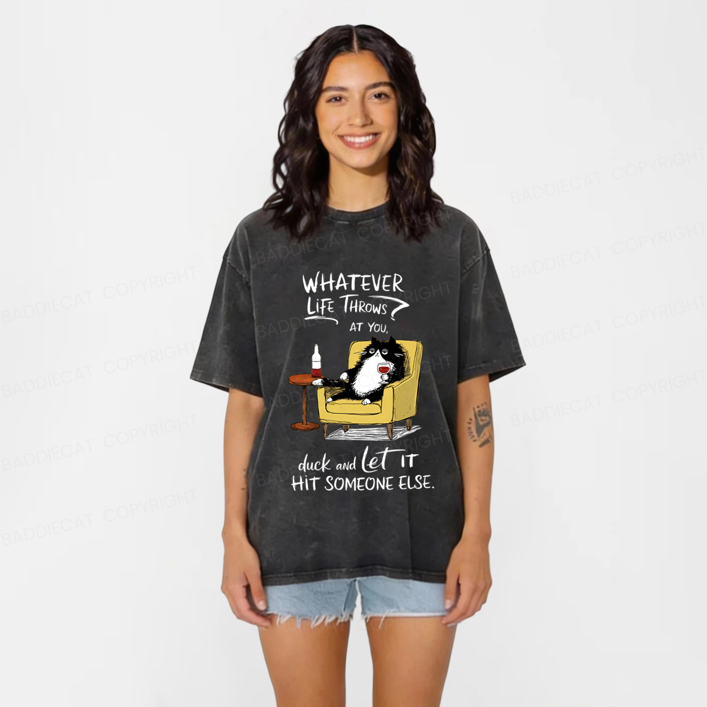 Baddiecat Noble Cat Washed T-shirt