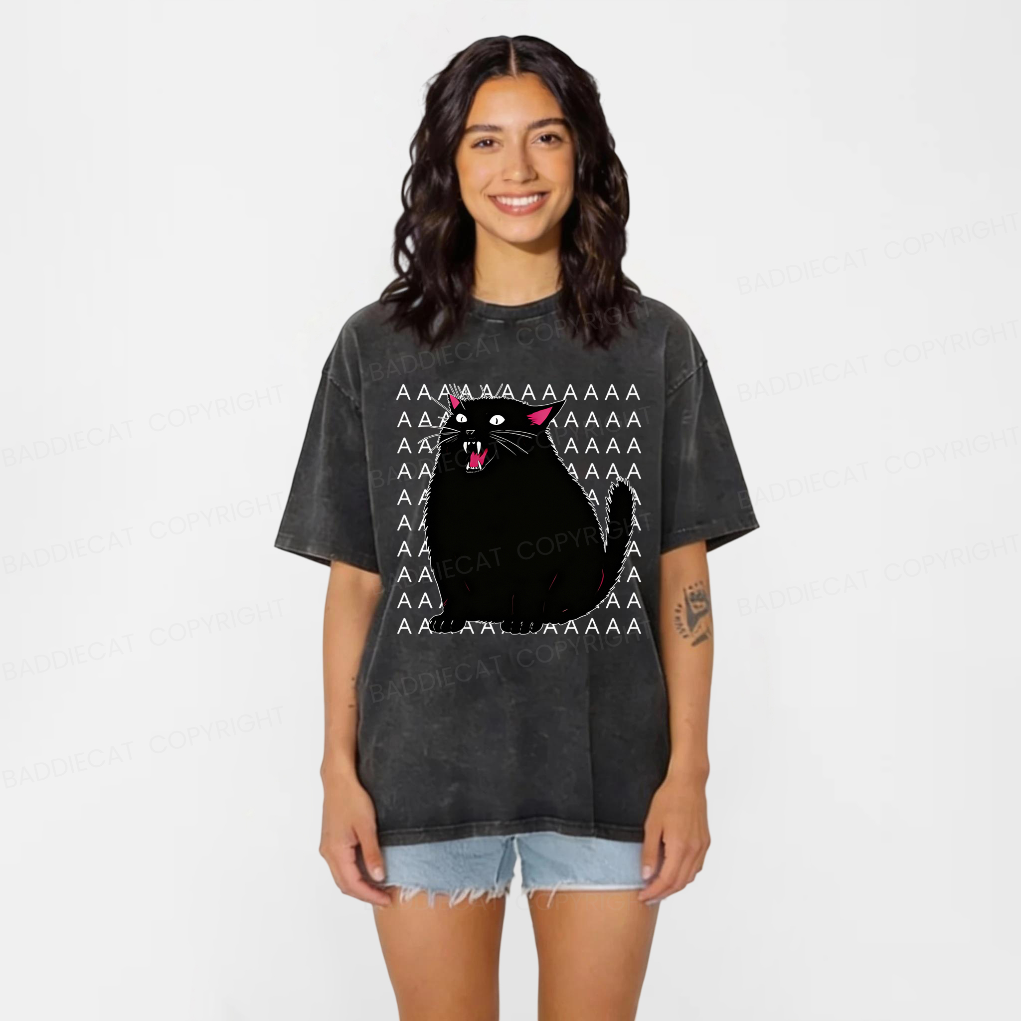 Baddiecat Screaming Cat Washed T-shirt