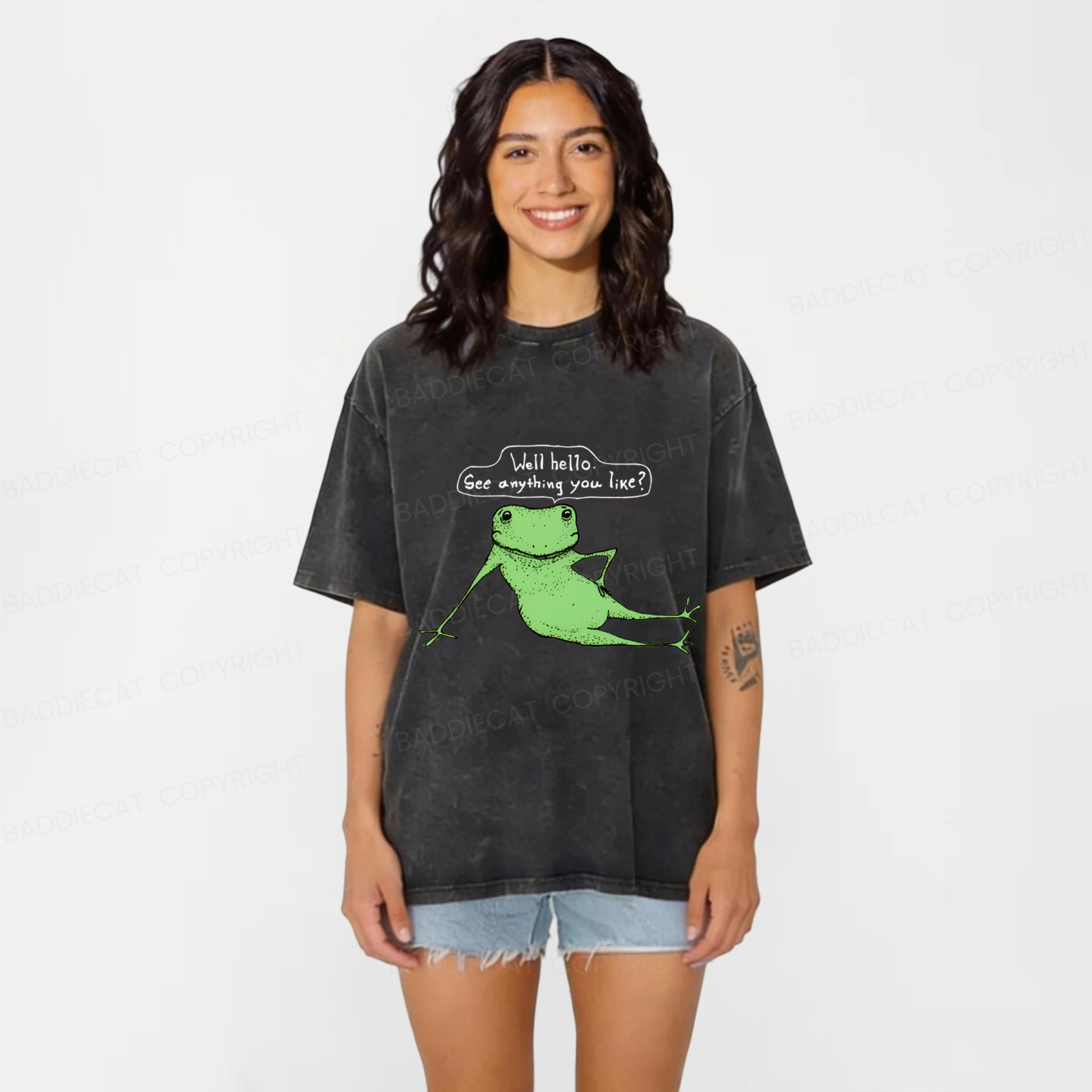 Baddiecat Flirtatious Frog Washed T-shirt