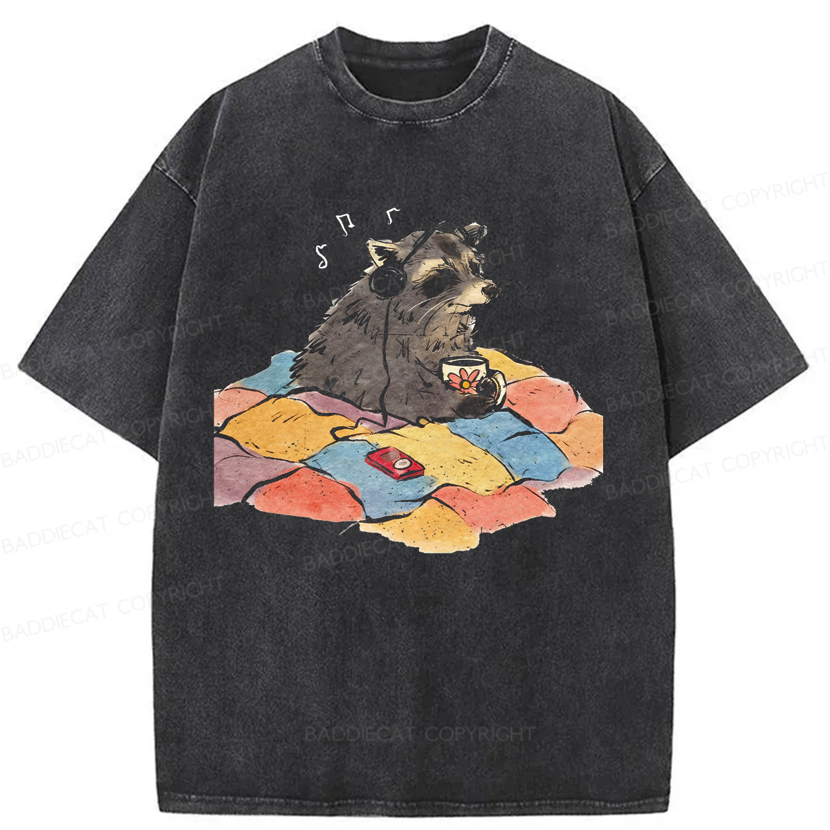 Baddiecat Chillin Raccoon Print Washed T-shirt