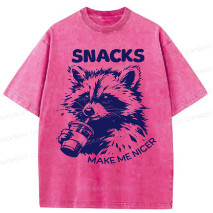 Baddiecat Snacks Make Me Nicer Raccoon Washed T-shirt