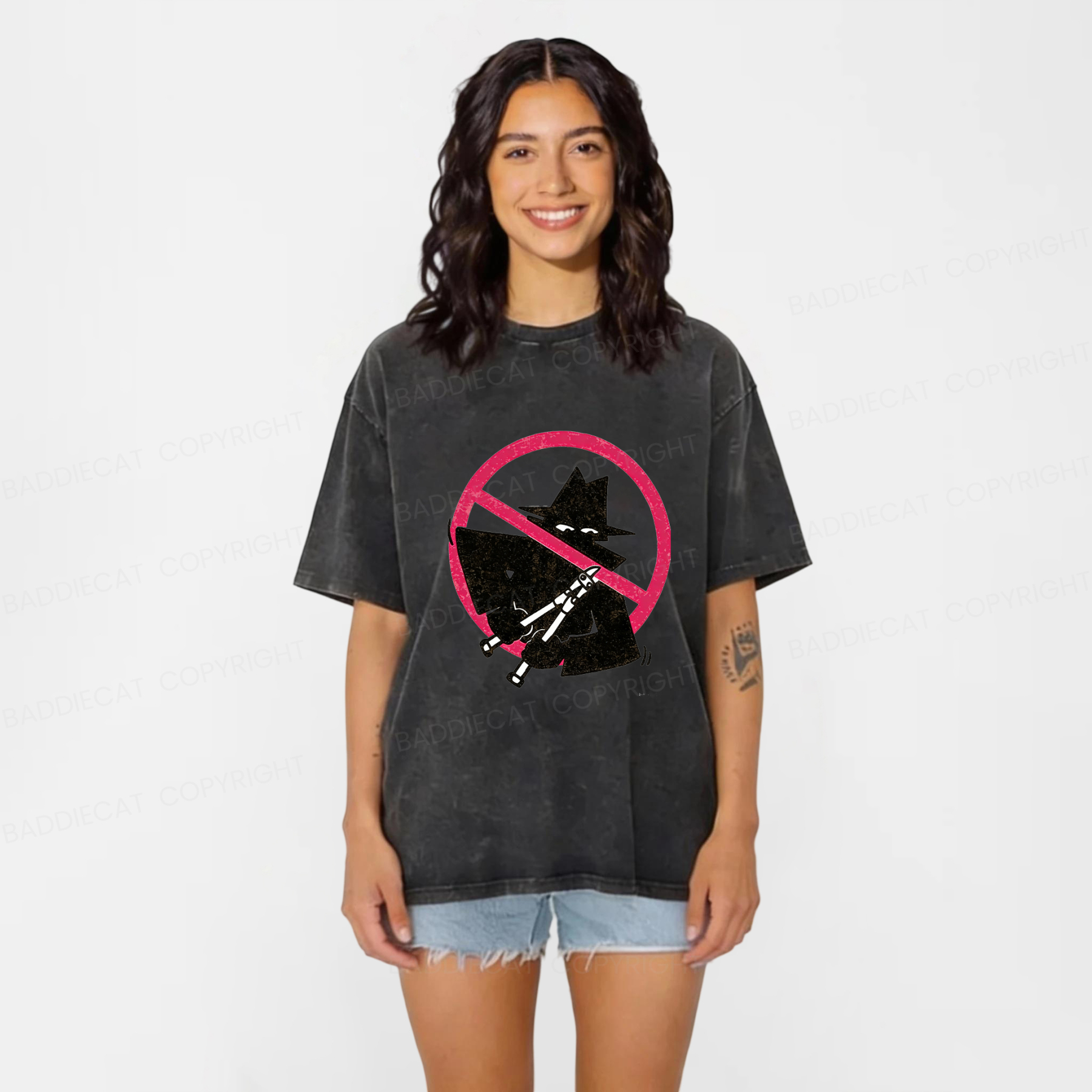 Baddiecat Intruder Washed T-shirt