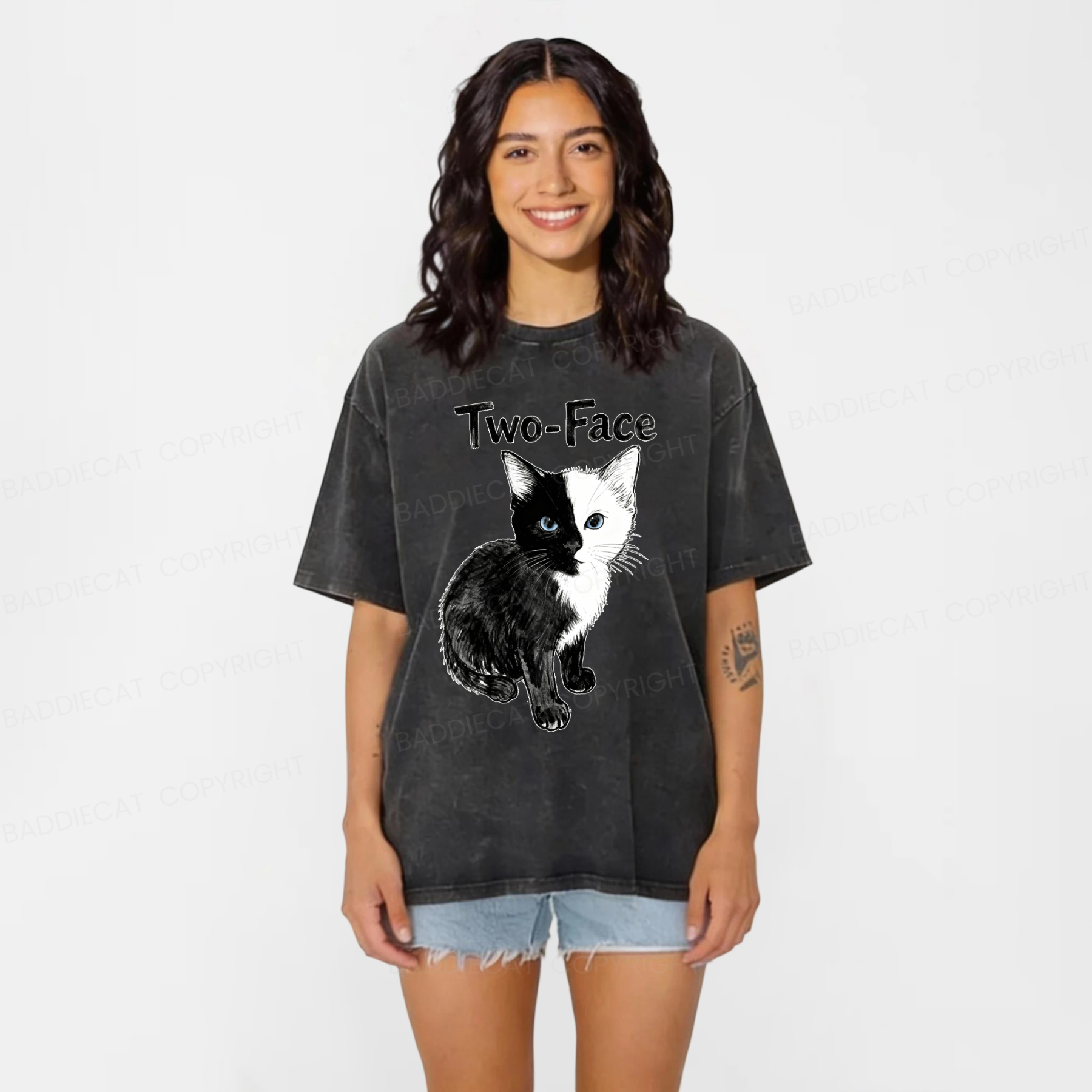 Baddiecat Two-Face Cat Washed T-shirt