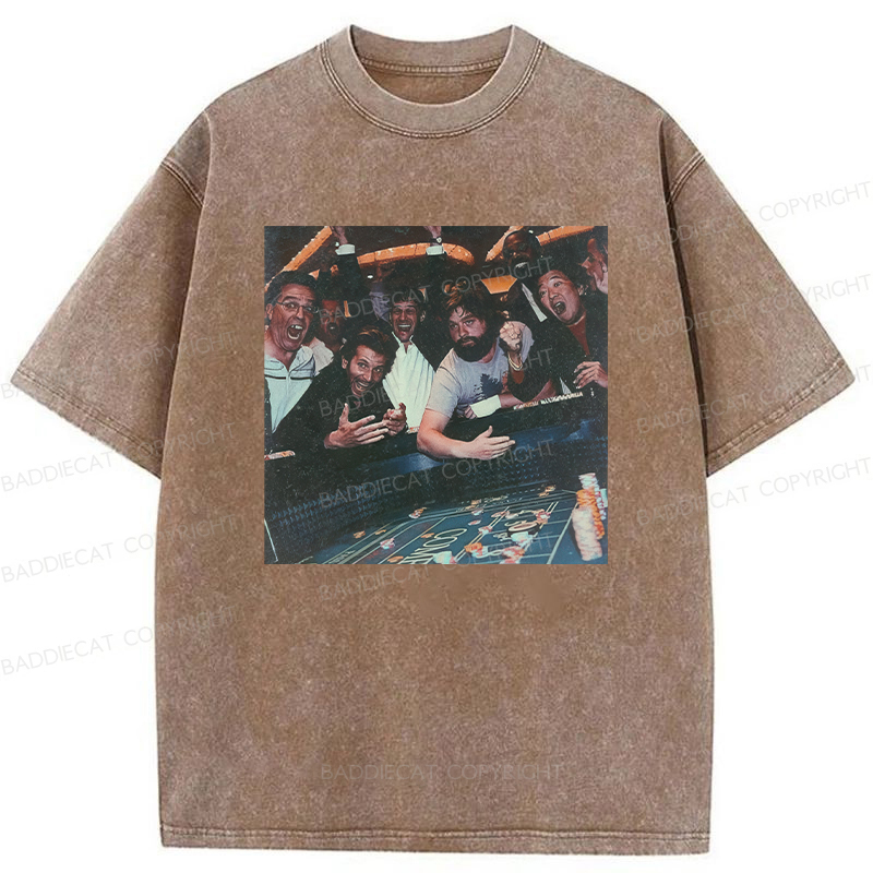 Baddiecat Casino Group Celebration Washed T-shirt