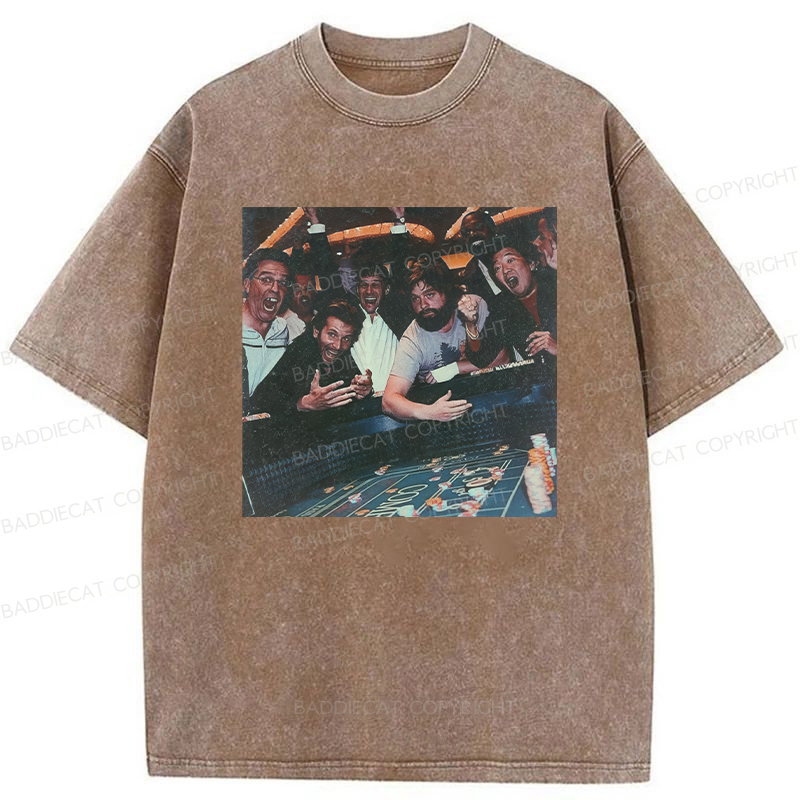 Baddiecat Casino Group Celebration Washed T-shirt