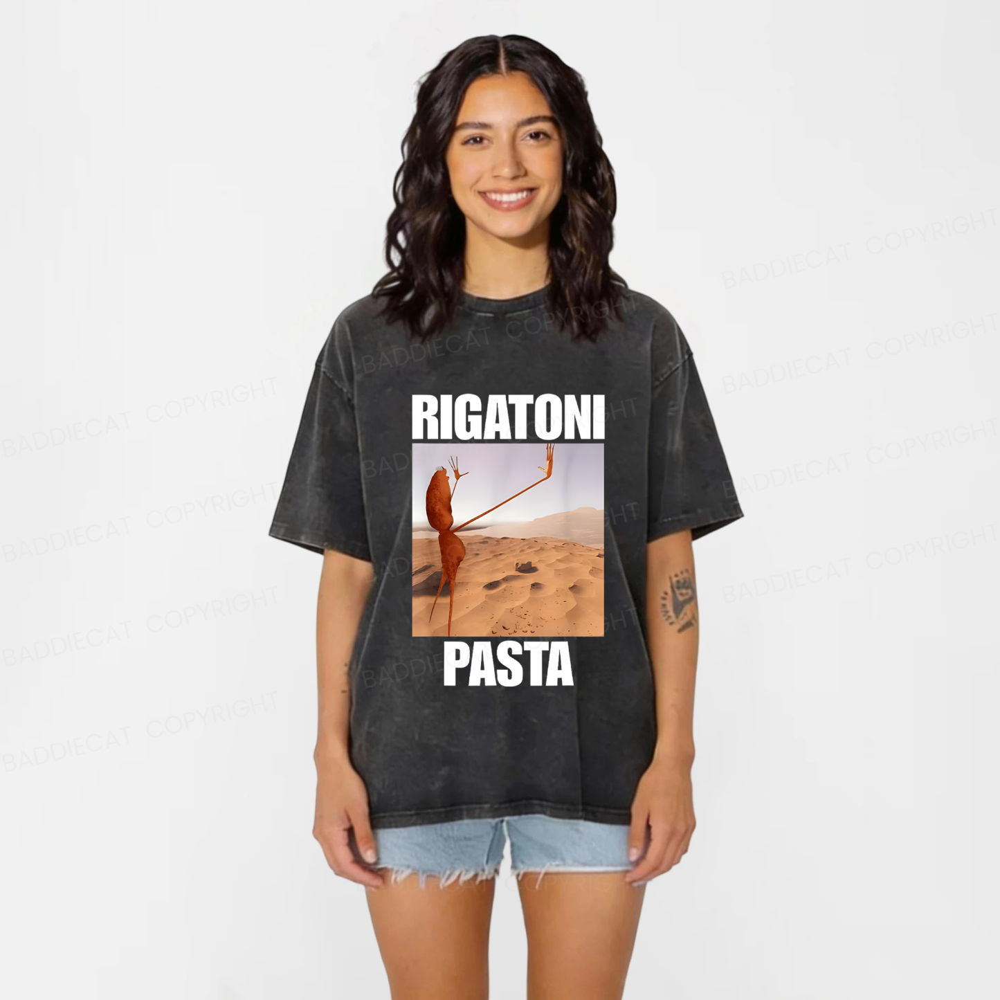 Baddiecat Marcus Worm Pasta Washed T-shirt