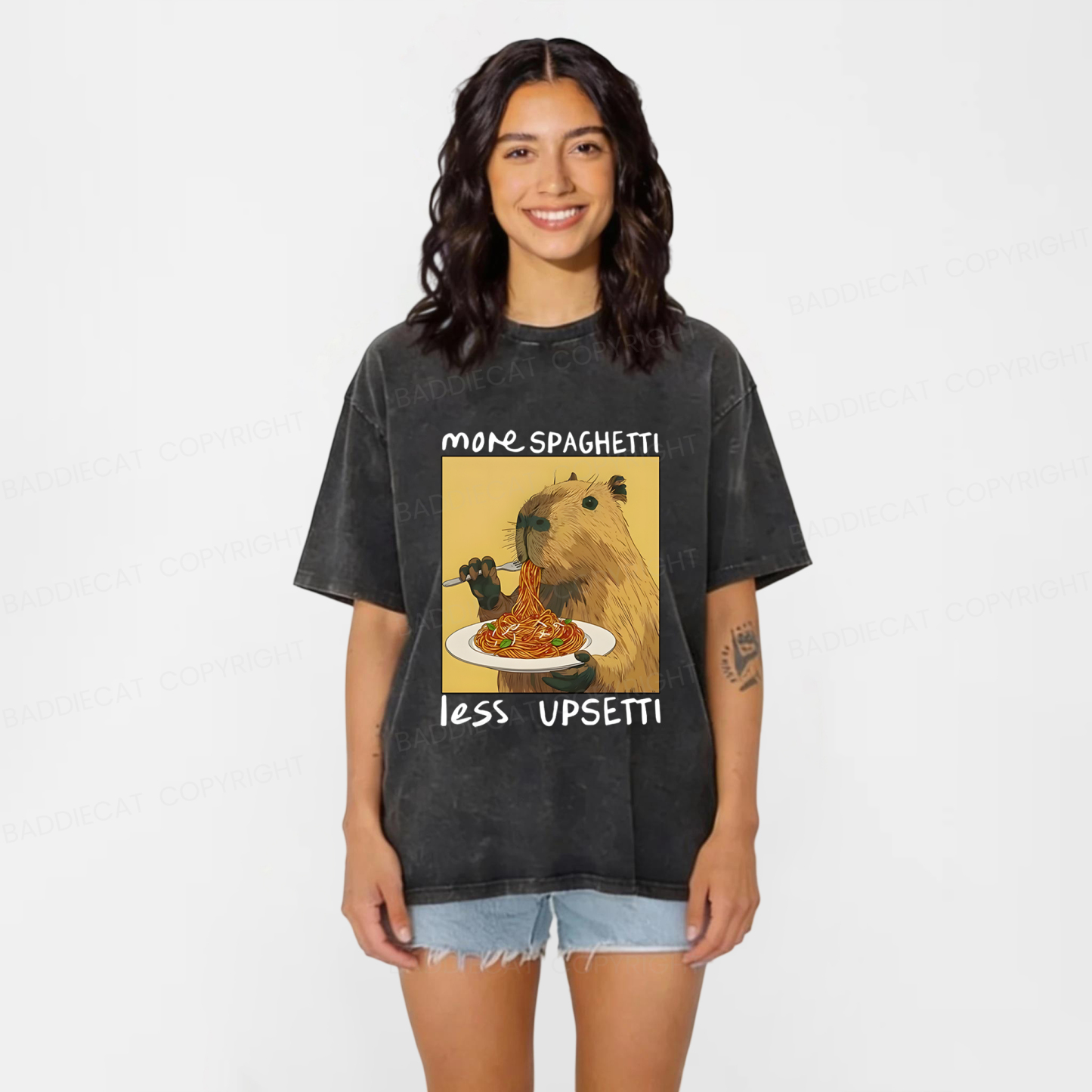 Baddiecat Capybara Eating Pasta Washed T-shirt