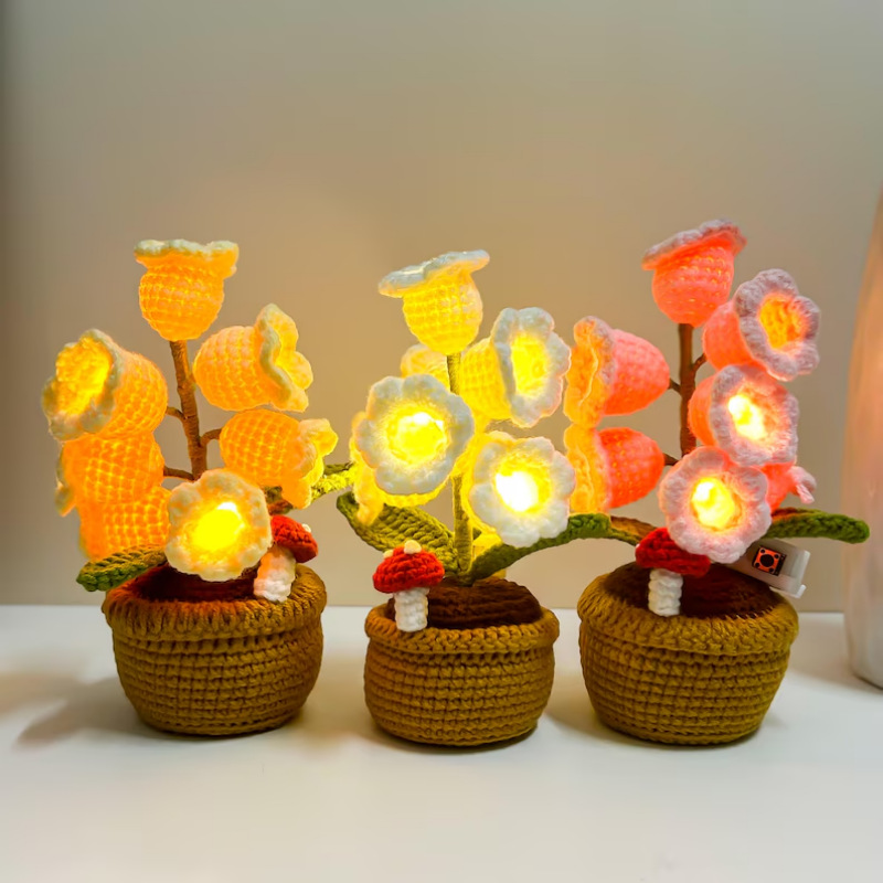 Muguet Lumineux Led Au Crochet - Fleur Tricotée En Pot Illuminée Pour La Décoration D'intérieur