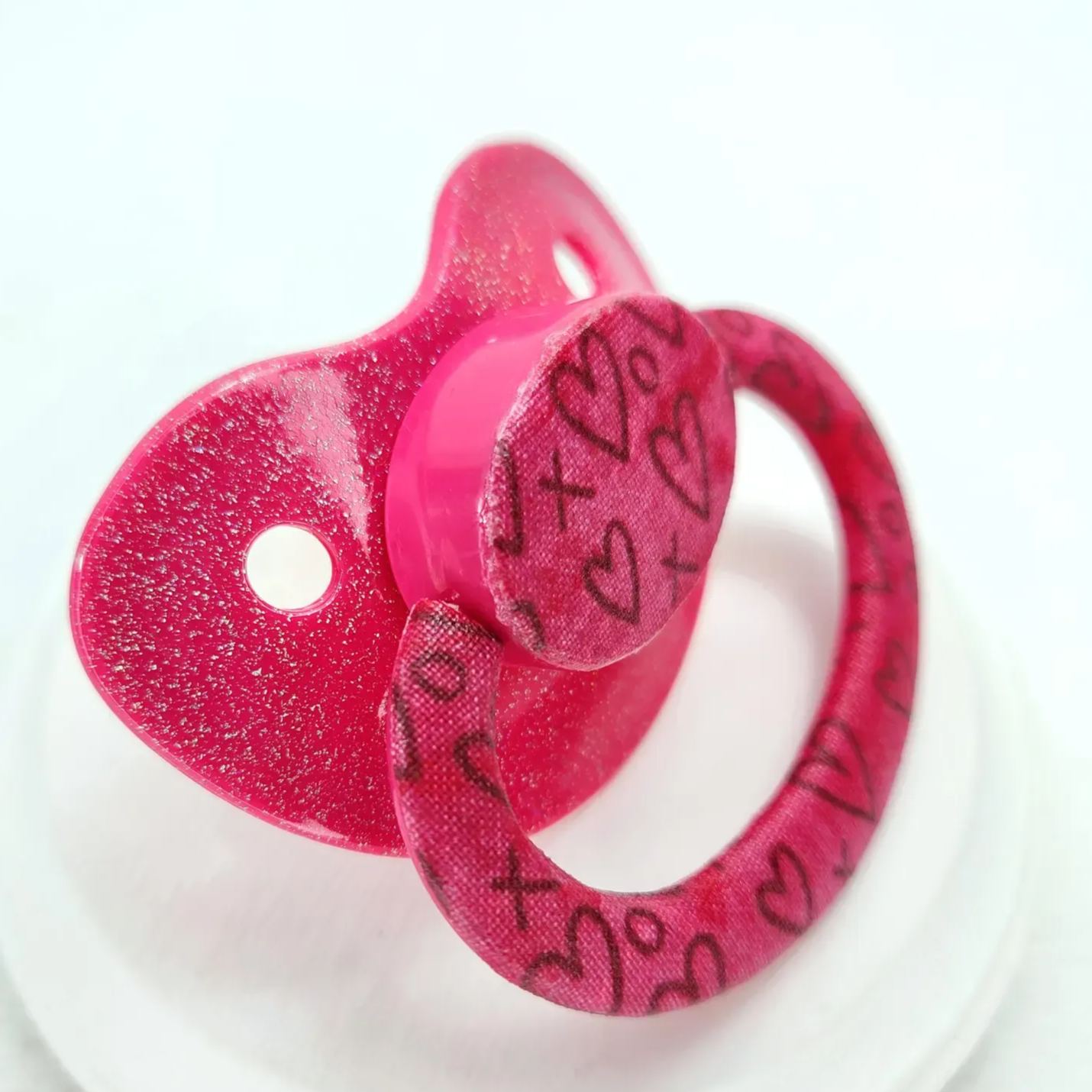 Sucette Décorée En Tissu Imperméable Sparkles & Hearts Taille Adulte Pour Bébés Adultes