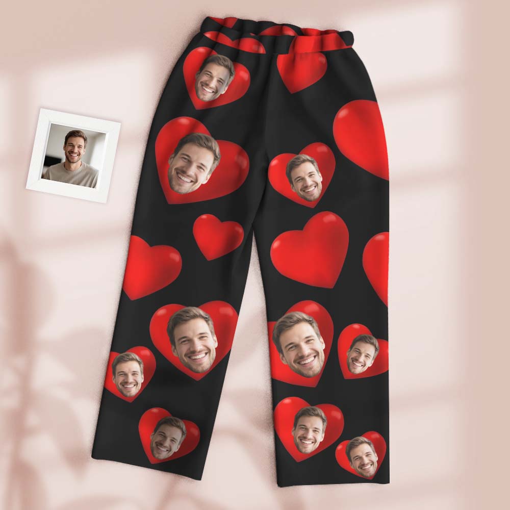 Personalisierte Pyjamahose In Dunklem Farbton Mit Eingearbeiteten Fotoherzen, Verstellbarem Bund, Verschiedenen Farben Erhältlich – Das Perfekte Valentinstagsgeschenk