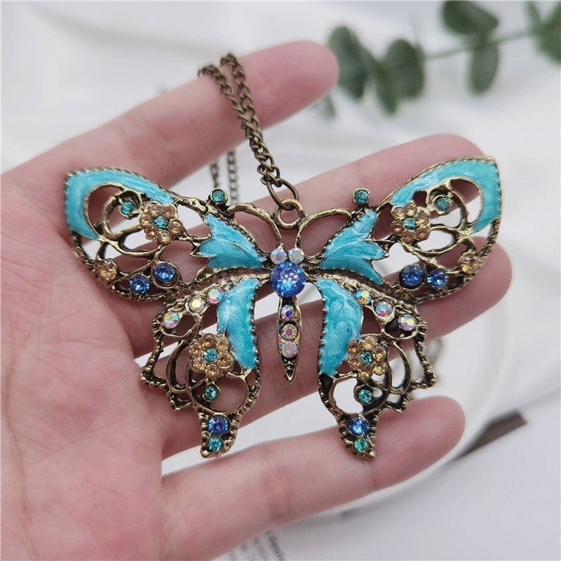Butterfly Necklace Vintage Hollowed-out Necklace Valentine's Day Gifts - Giftlab