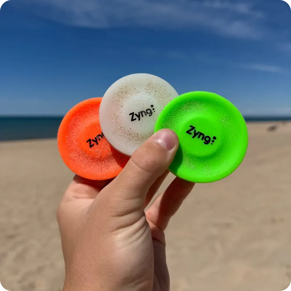 Mini Flying Disc – Portable Outdoor Throwing Toy for Kids, Dogs & Party Games