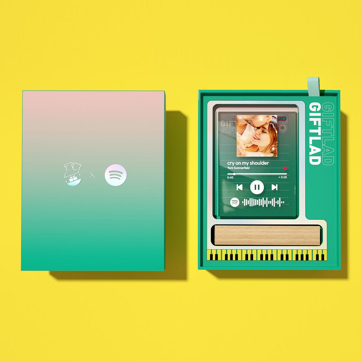 GIFTLAB Spotify Gifts Box for Spotify Lamp Spotify Keychain - Giftlab