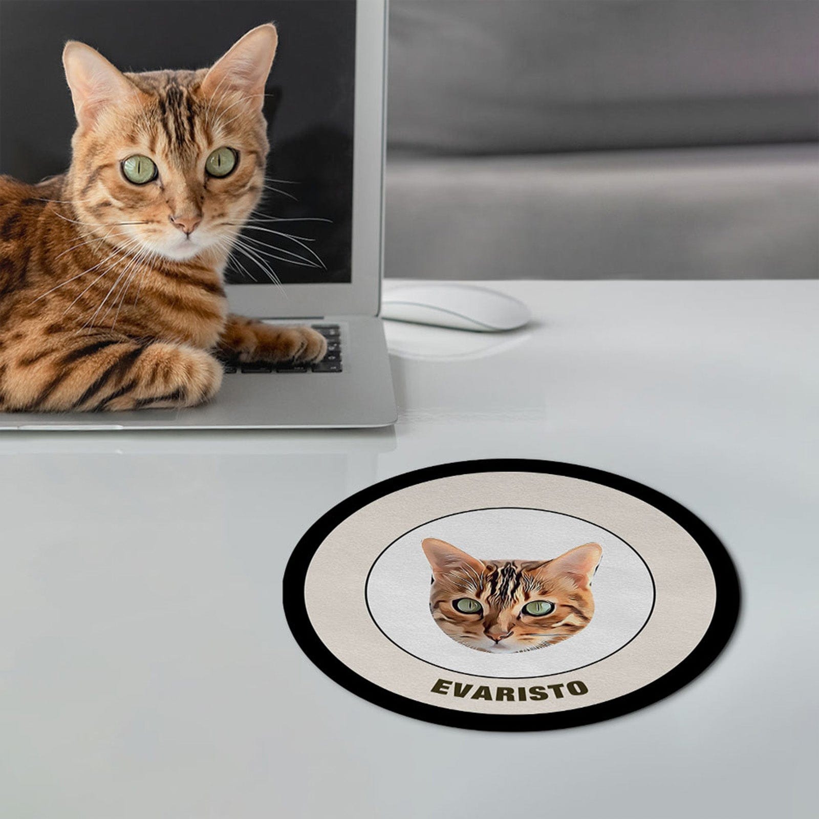 Custom Round Mouse Pad Personalized Pet Face with Name Gift for Pet Lover - Black & White - Giftlab