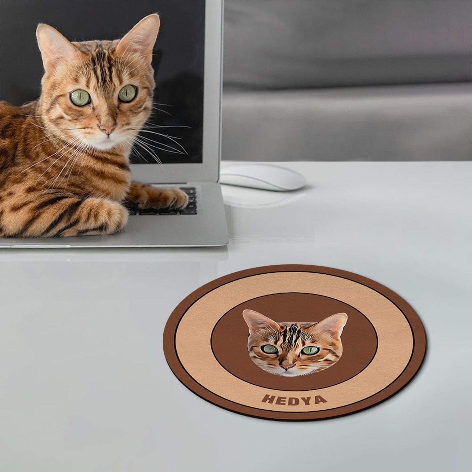 Custom Round Mouse Pad Personalized Pet Face with Name Gift for Pet Lover - Brown - Giftlab