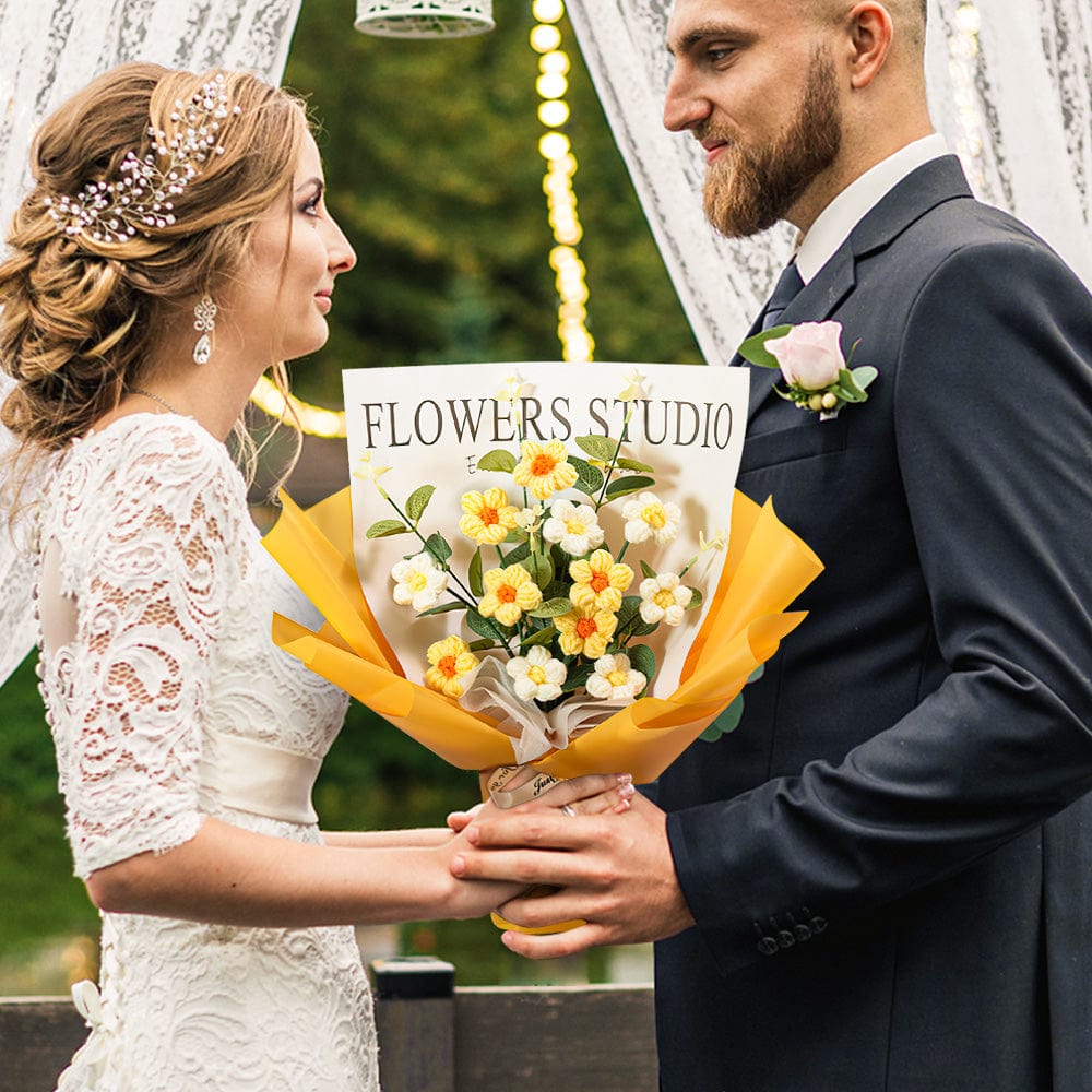 Wedding Gifts Crochet Flowers Bouquet Handmade Knitted Little Daisy Bouquet Gift for Her - Giftlab