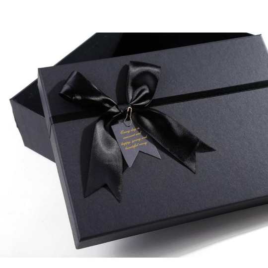 23cm x 18cm x 7cm Elegant Black Gift Box with Lids