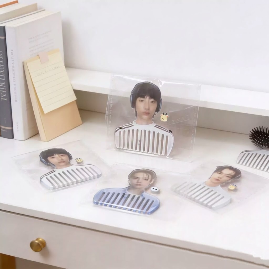 Custom Photo Hair Comb Personalized Portrait Acrylic Comb for Fans Friends Novelty Gifts