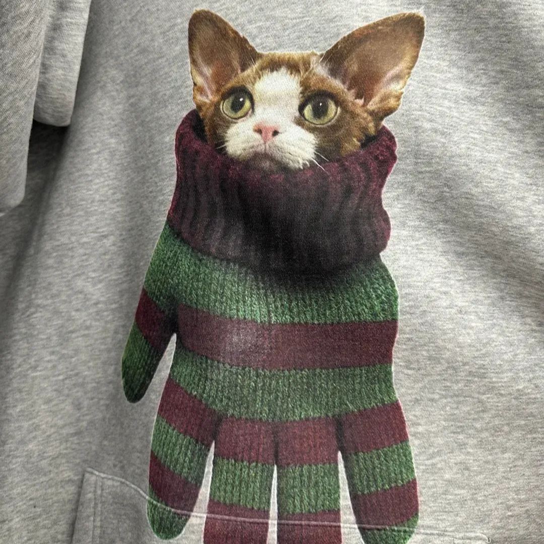 Custom Cat-Head Hoodie - The Cozy, Personalized Feline Companion for Cold Days