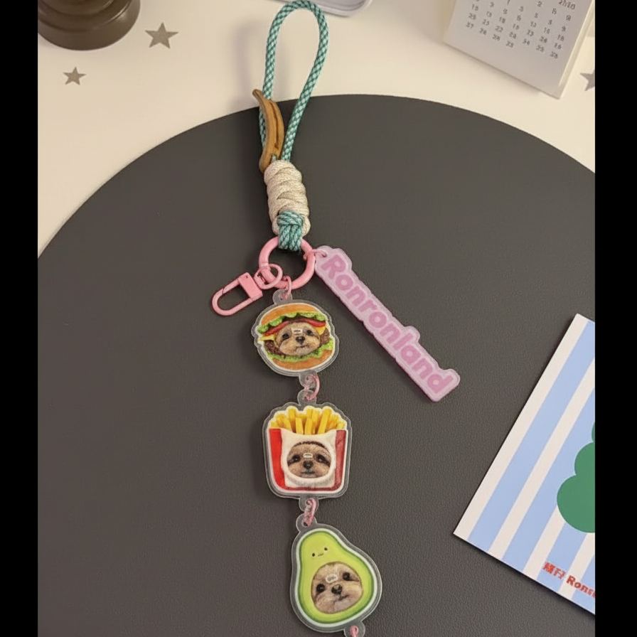 Custom Stacking Puppy Heads Leather Keychain – Personalized Dog Face Pendant in Stacked Style