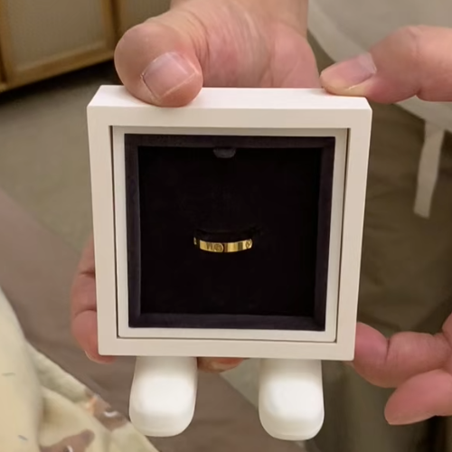 Custom Photo Frames Ring Boxes Create Valentine's Day Surprise Gifts