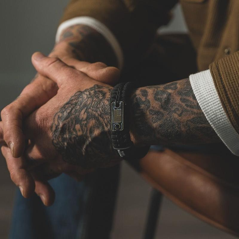 🎖️ Never Forgotten Paracord Bracelet: Honor, Utility, and Hope for Veterans