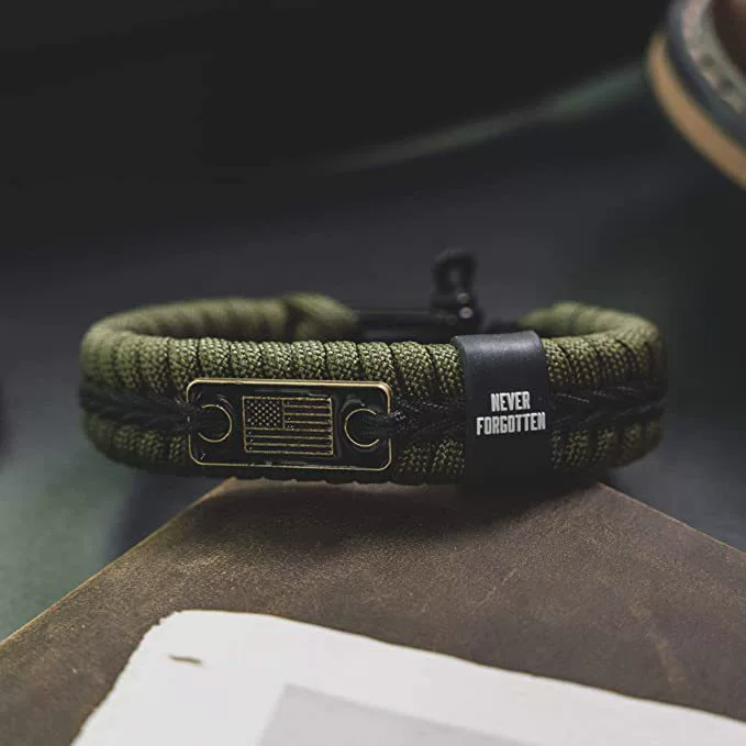 🎖️ Never Forgotten Paracord Bracelet: Honor, Utility, and Hope for Veterans