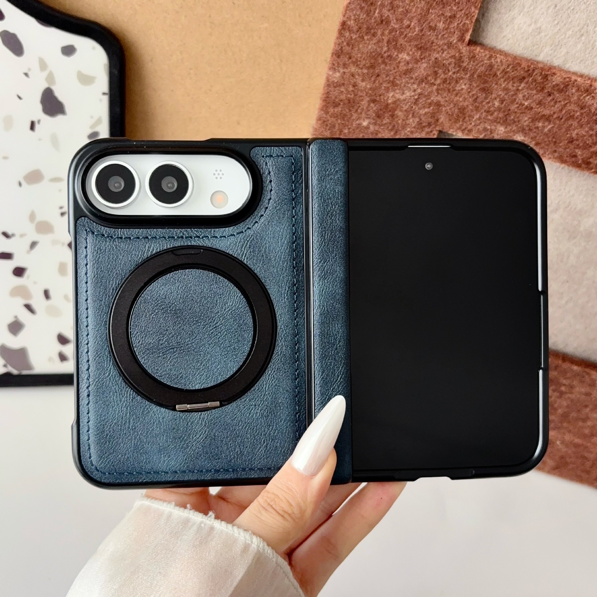 Foldable Screen Case for iPhone 18 Duo with Stand