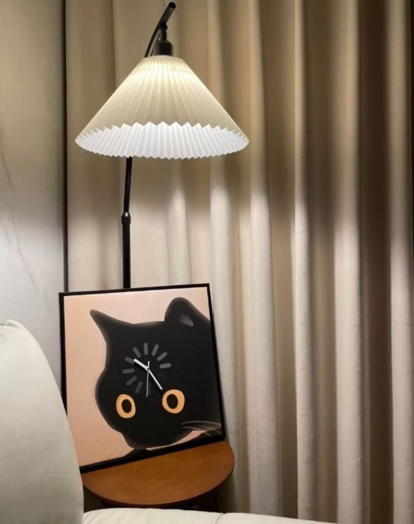 Thinking Cat Meme Wall Clock