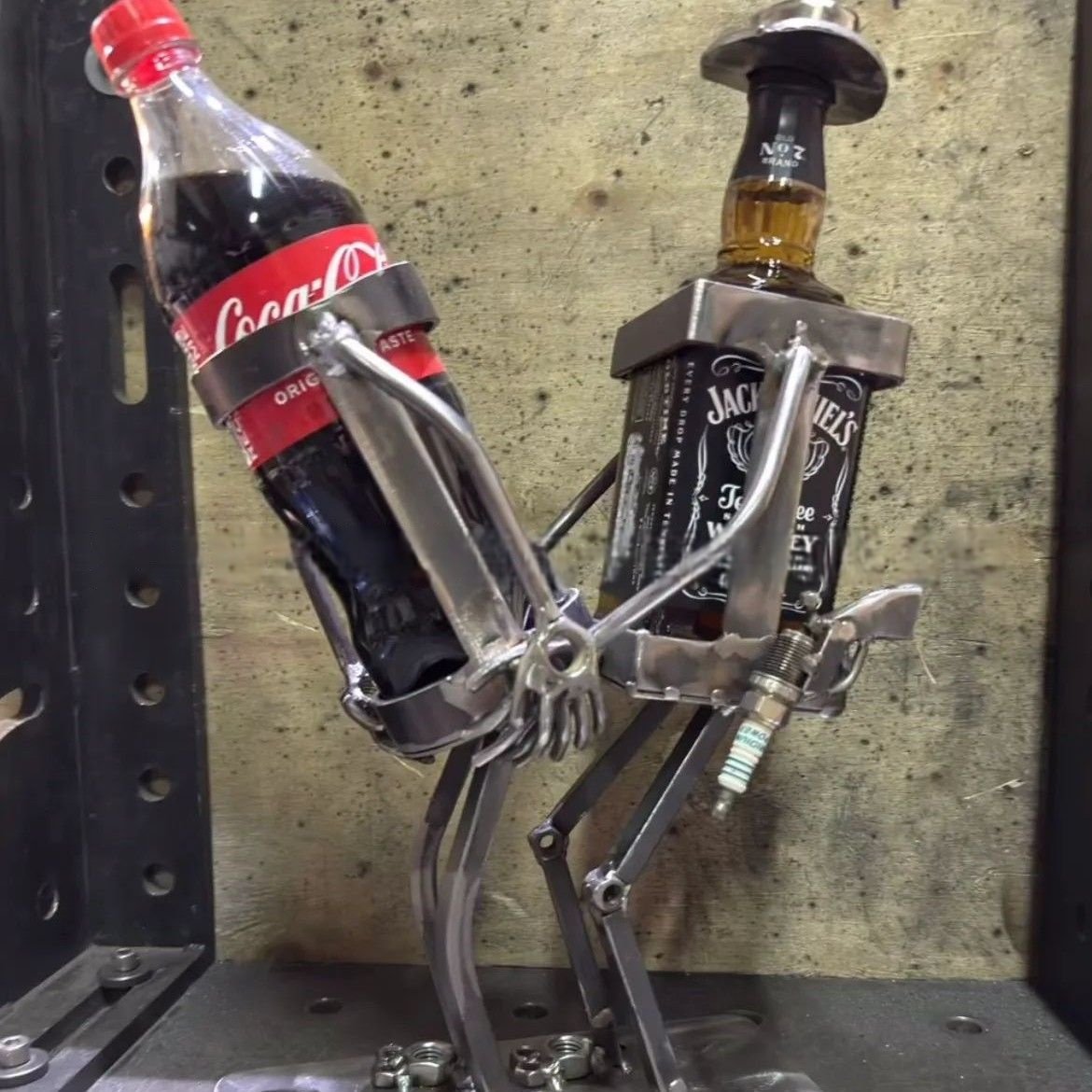 🏆Flash Sale⚡ 50K+ SOLD! Almost Gone - 🍷Unique Metal Wine Holder