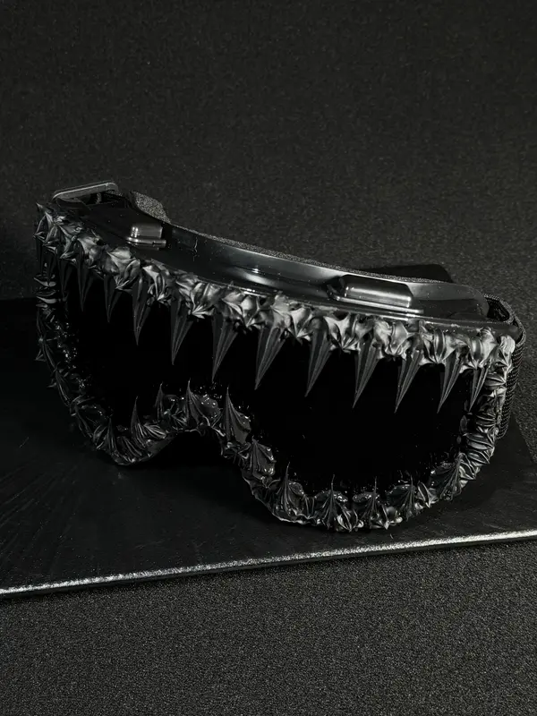 ⚡️Flash Sale 55% OFF - 🕶Punk Style Irregular Spiked Sunglasses