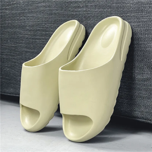 ??Last Day Promotion 70% OFF ??2024 New men's fashionable summer indoor thick bottom non-slip home slippers