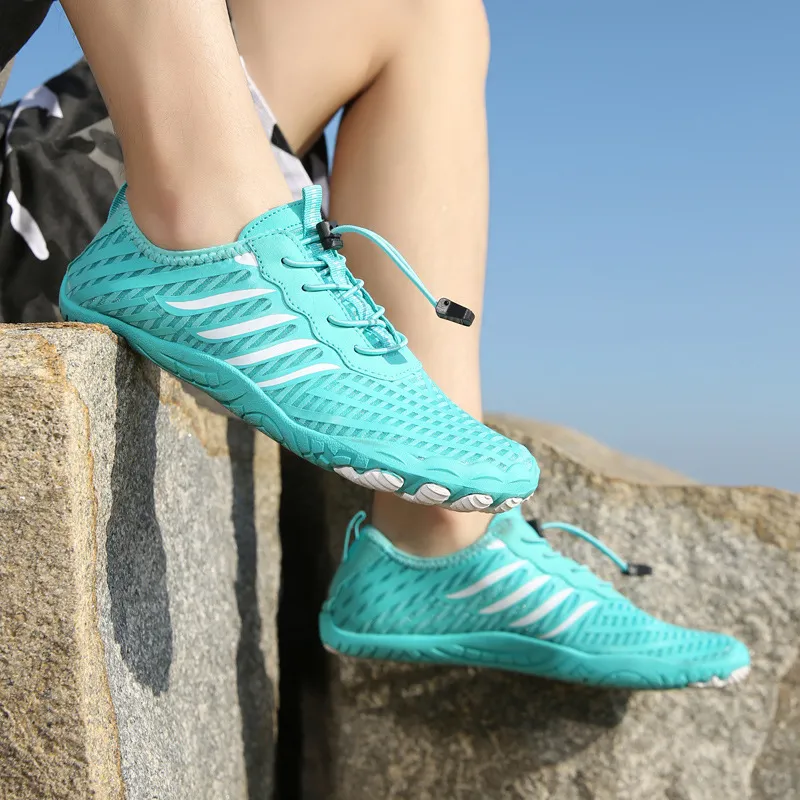 Men's barefoot shoes developed by orthopedic surgeons to treat plantar fasciitis and bunions - for 12 hours of pain-free walking