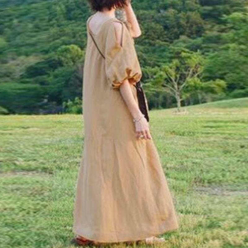 Robe en coton et lin à manches mi-longues et épaules dénudées