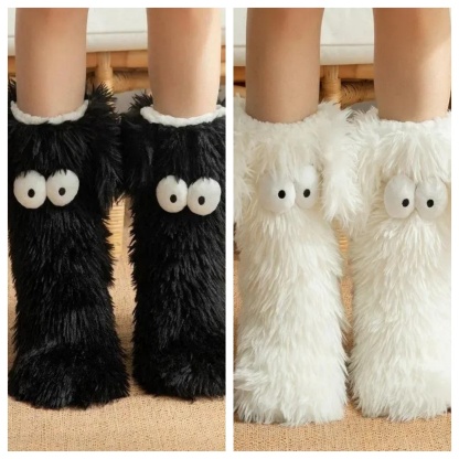 🧦✨Women’s Winter Kawaii Big Eyes Slipper Socks