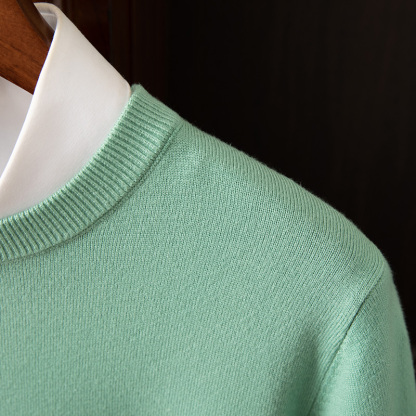 Pull en cachemire à manches longues pour homme