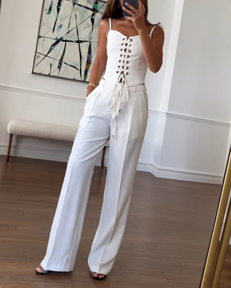 Ensemble deux pièces haut et pantalon à cordons pour la ville