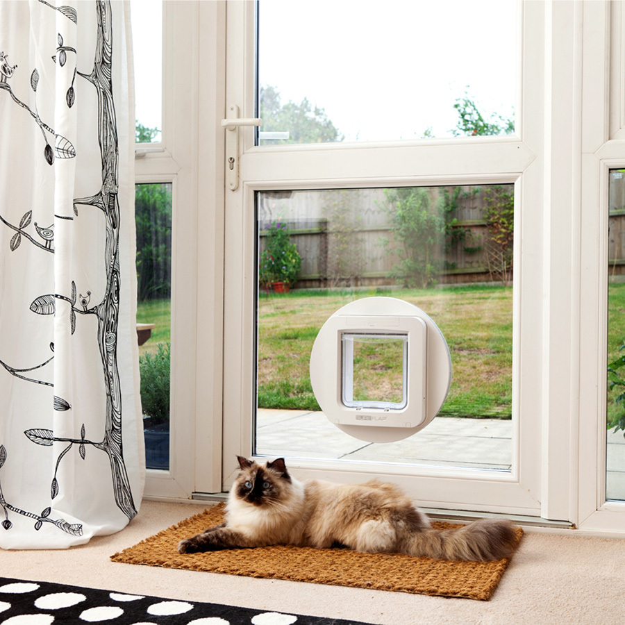 SureFlap Microchip Pet Door Medium/Large Cat & Small Dog White