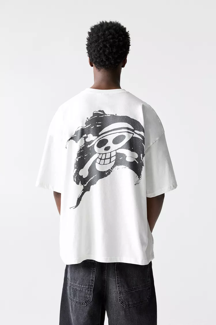 One Piece short sleeve T-shirt