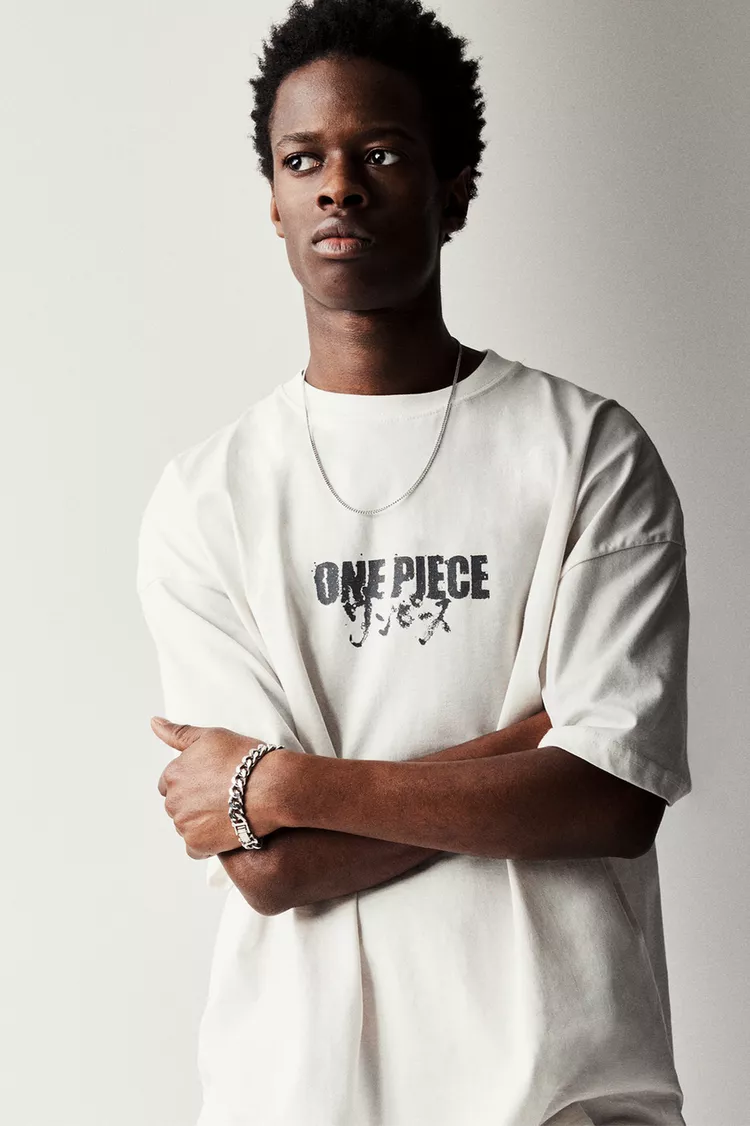 One Piece short sleeve T-shirt