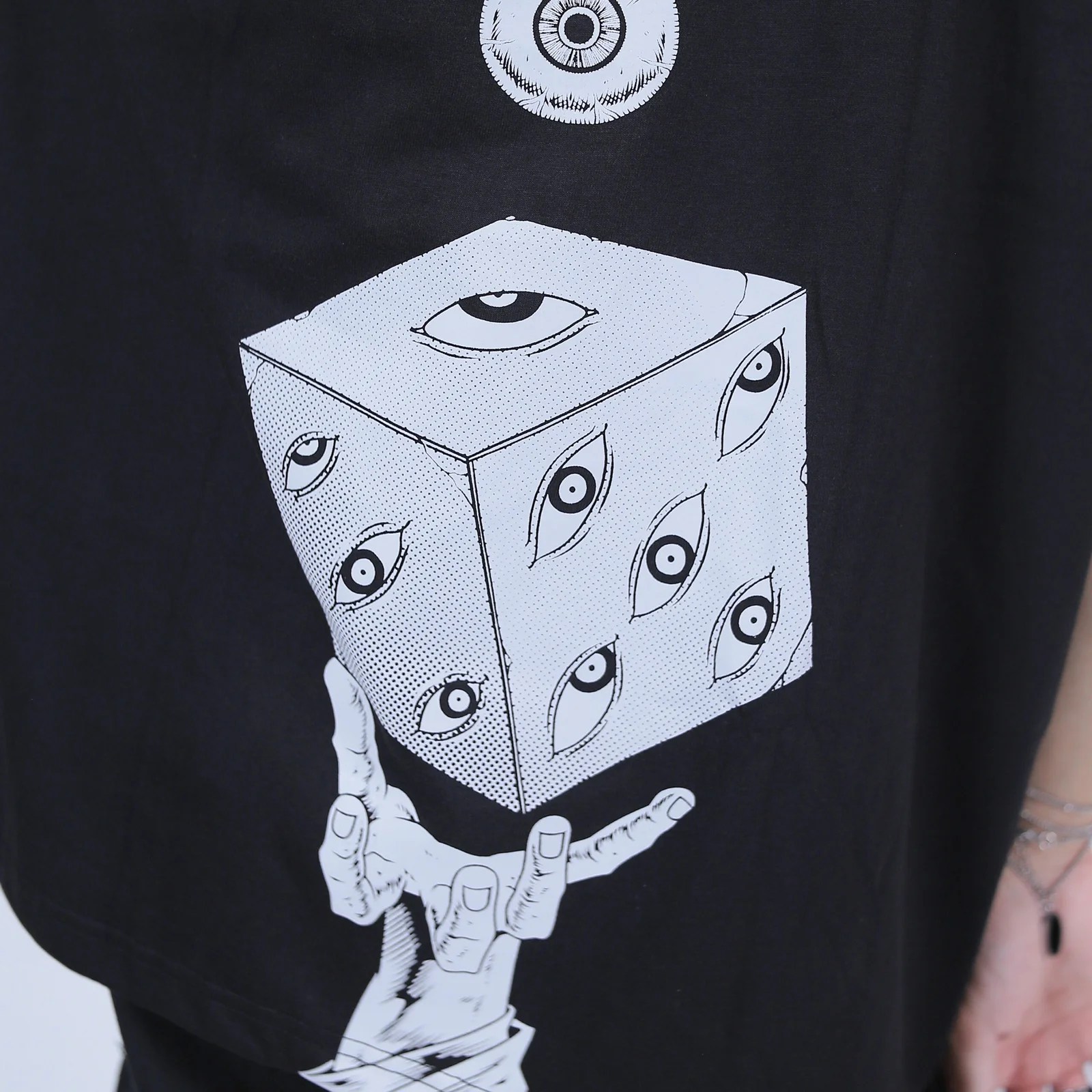 Limitless Gojo – Oversize T-shirt