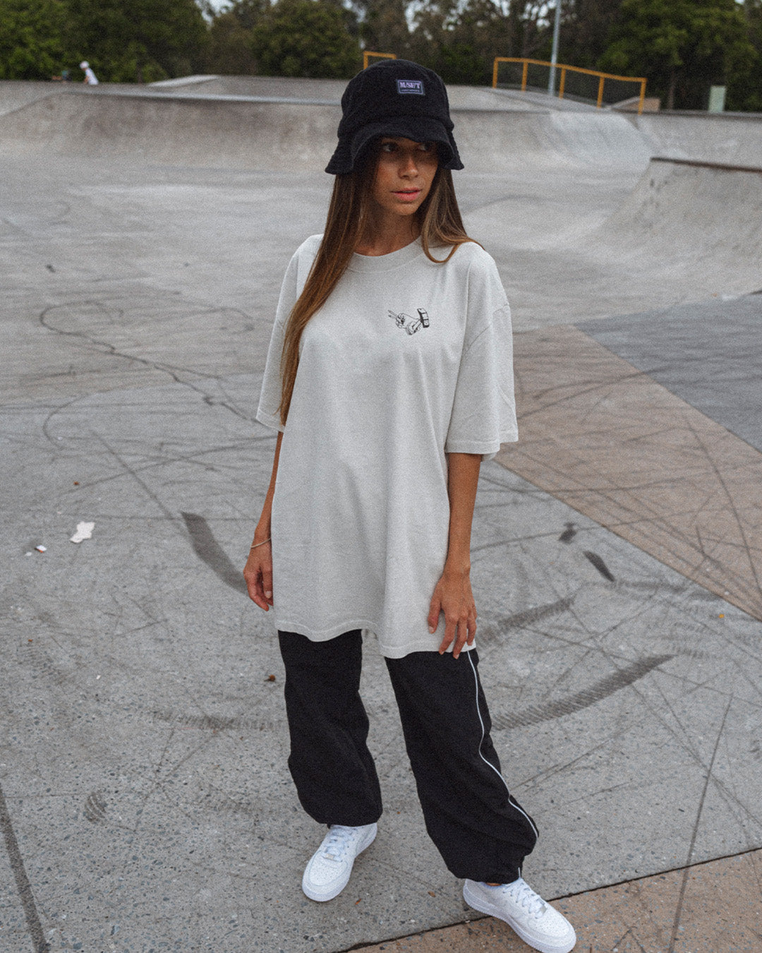 NOBARA - Oversized Heavy Tee