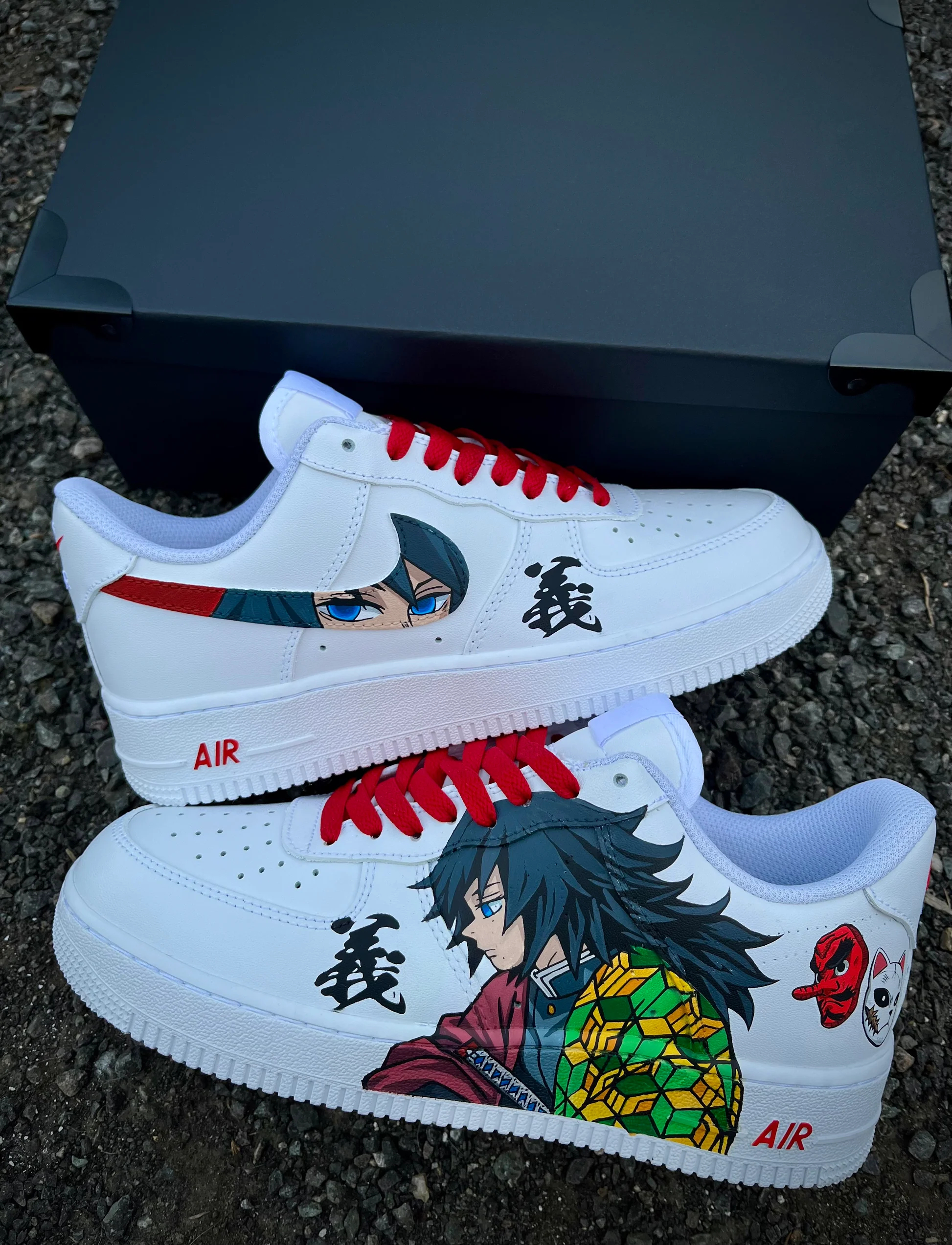 Tomioka giyu Sneakers Personalizados Demon Slayer Custom Titans Style Shoes Hand Painted