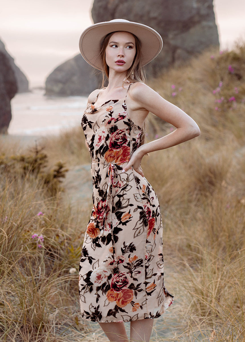 Amanda Dress in Cream-My Prom Time