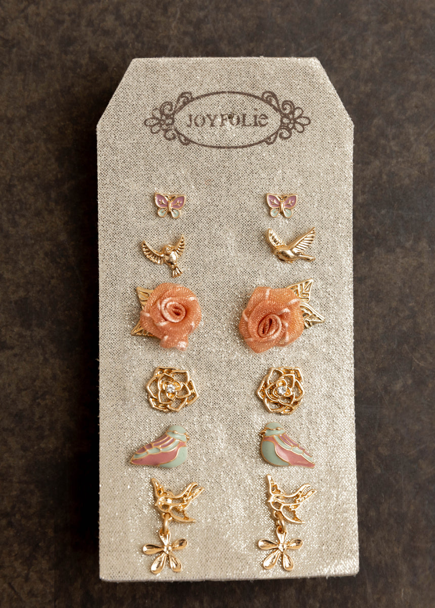 Take Flight Stud Set in Sand Gold-My Prom Time