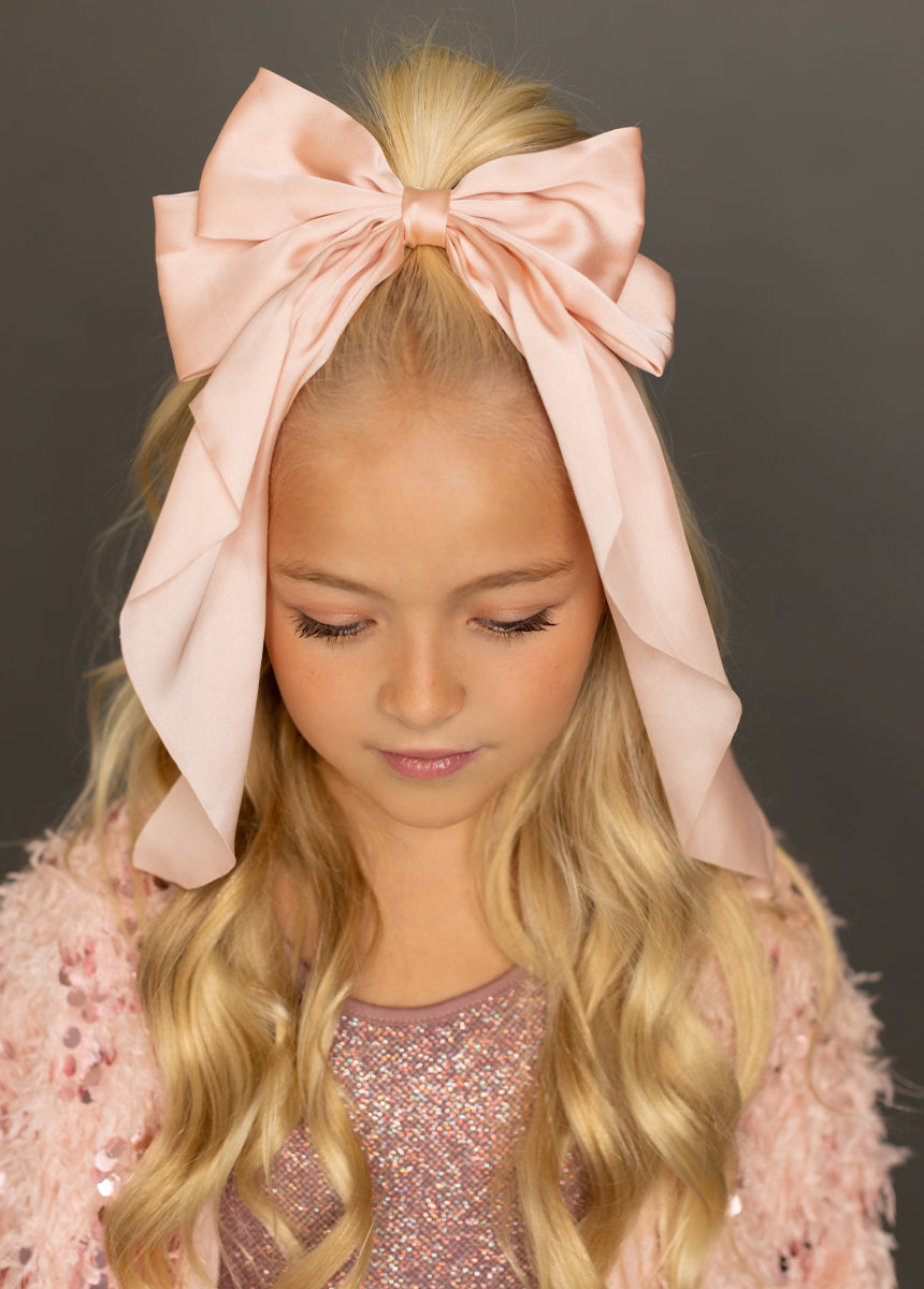 Harli Bow in Shell-My Prom Time