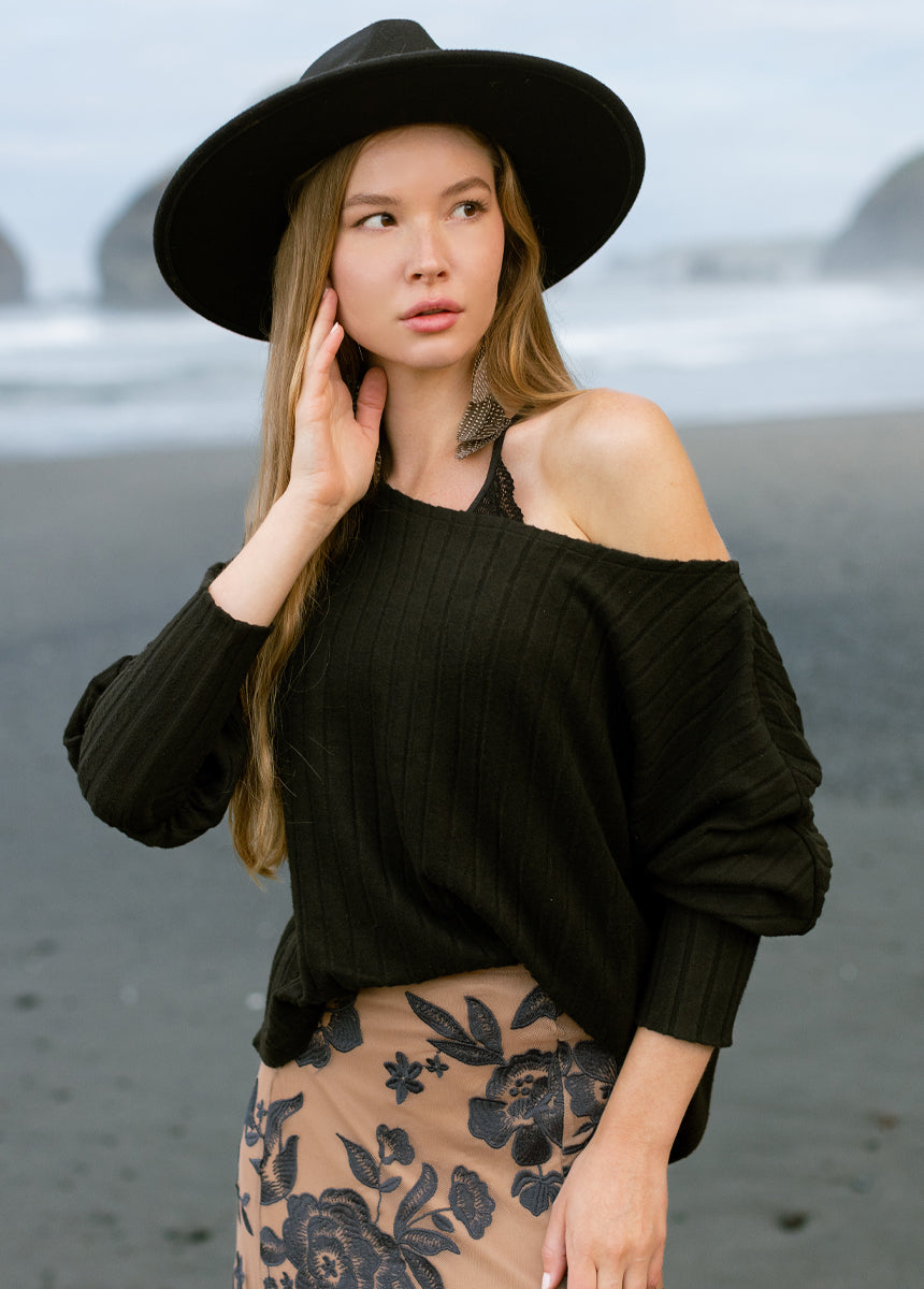 Ciara Top in Black-My Prom Time